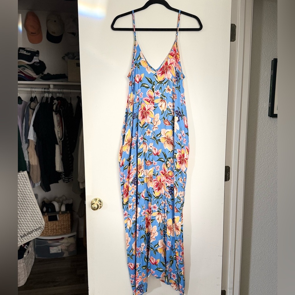 Love Stitch Floral Dress